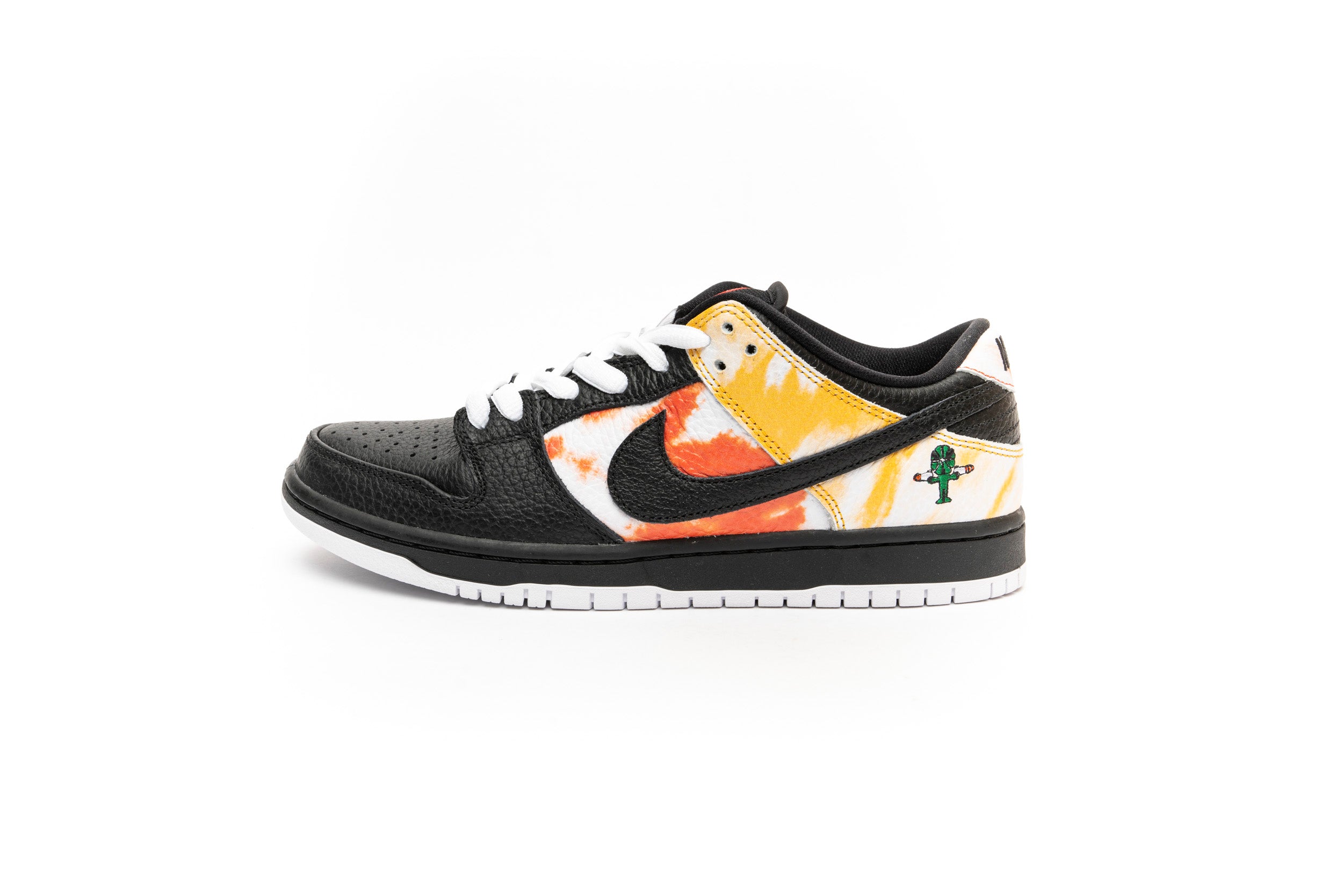 Nike SB Dunk Low Pro QS Tie Dye Ray Gun Black www.firstclasssneaks