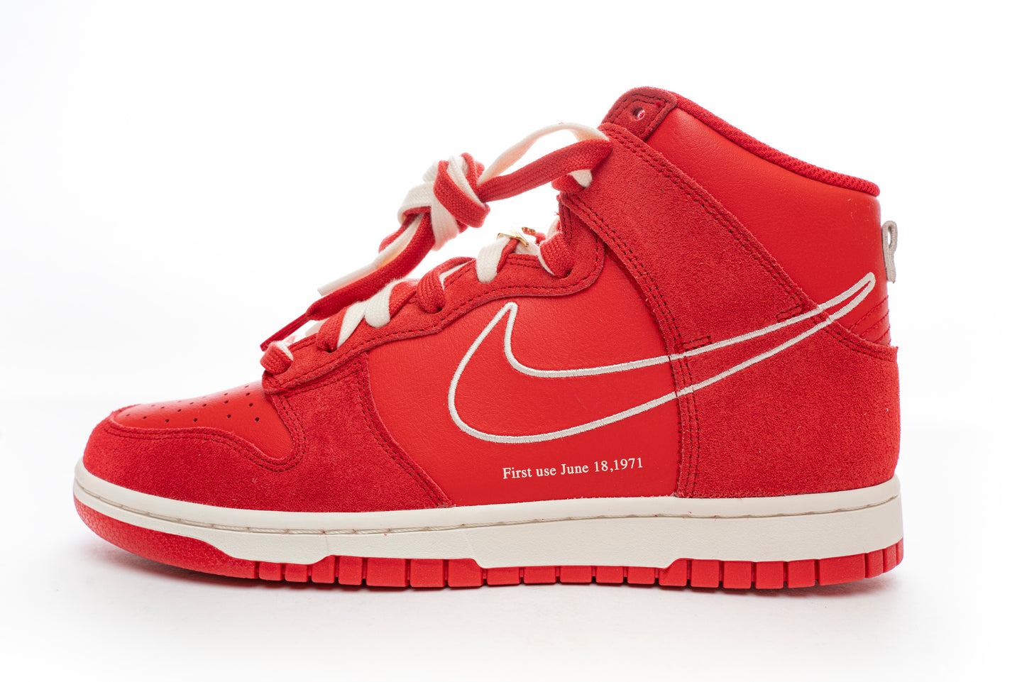 Dunk High SE First Use Pack University Red